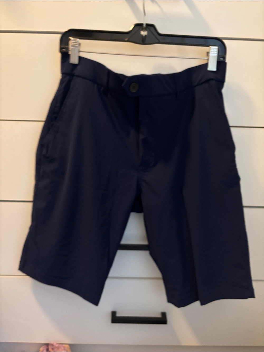 Grayson golf short.